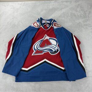 Vintage Colorado Avalanche Men's Size Small NHL Hockey CCM Jersey with/Flaw